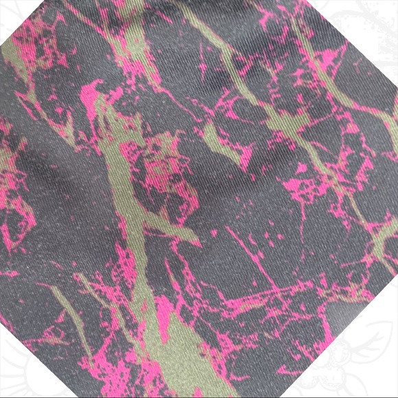 Fashion to Figure Active Capri Leggings - Sz 0X - Picture 7 of 10